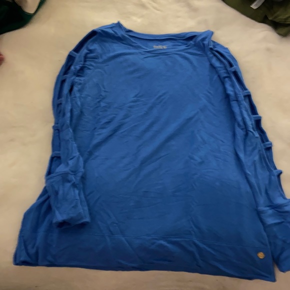 Lilly Pulitzer Luxletic Top - Picture 1 of 4